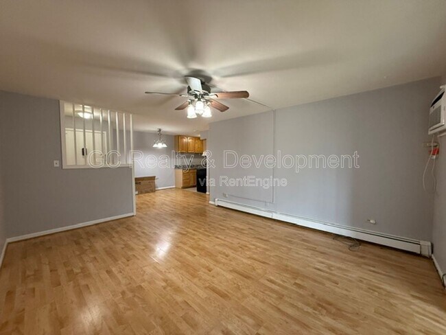 Foto del edificio - 1180 Meadow Ln