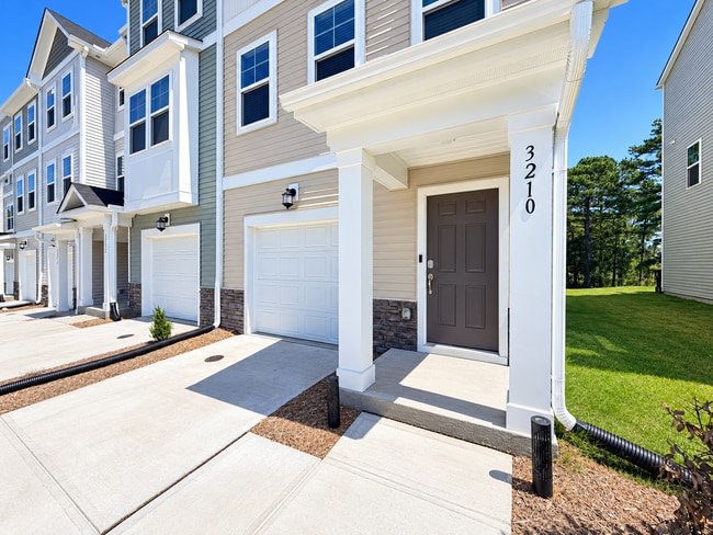 Building Photo - 3210 Gypsum Dr