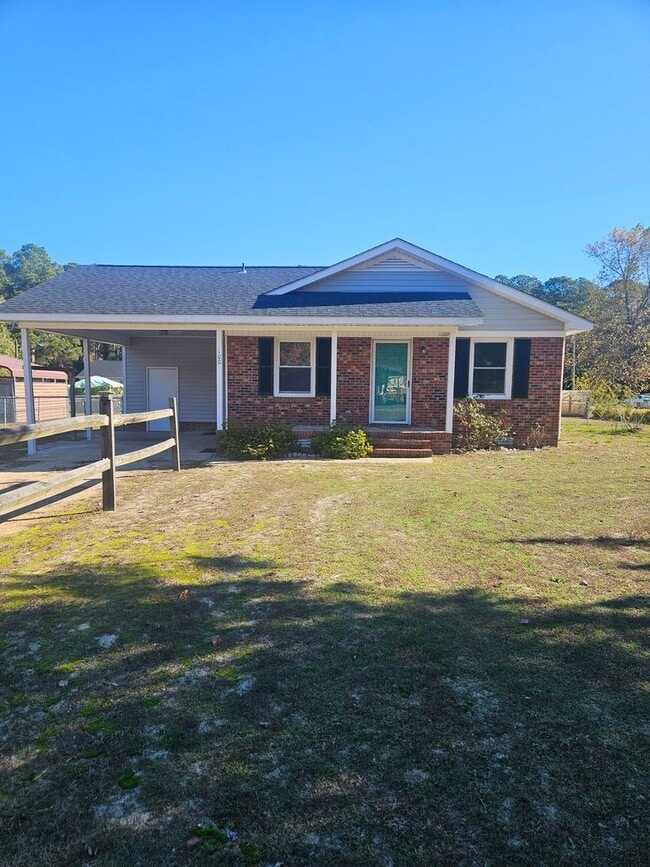 Building Photo - 100 J R Pl