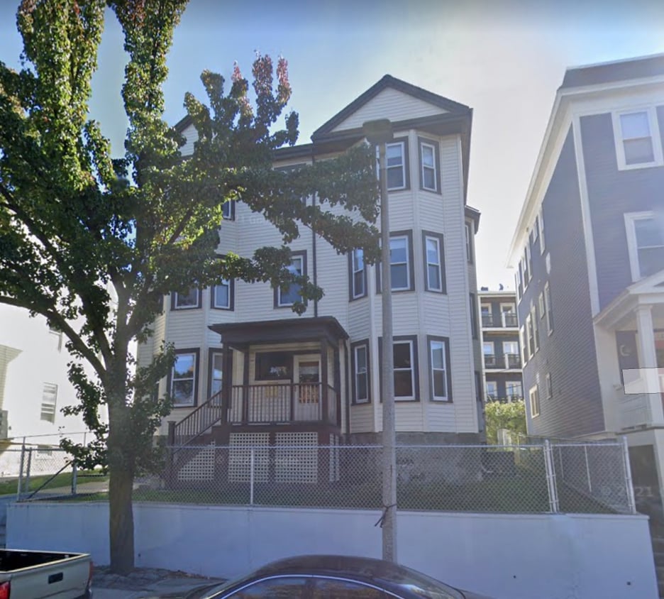 Primary Photo - 3270 Washington St
