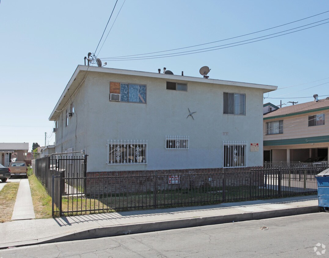 Building Photo - 6320 Gifford Ave