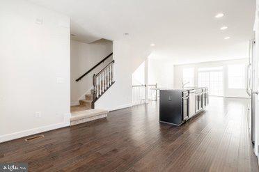 Building Photo - 9909 Whitemoss Dr