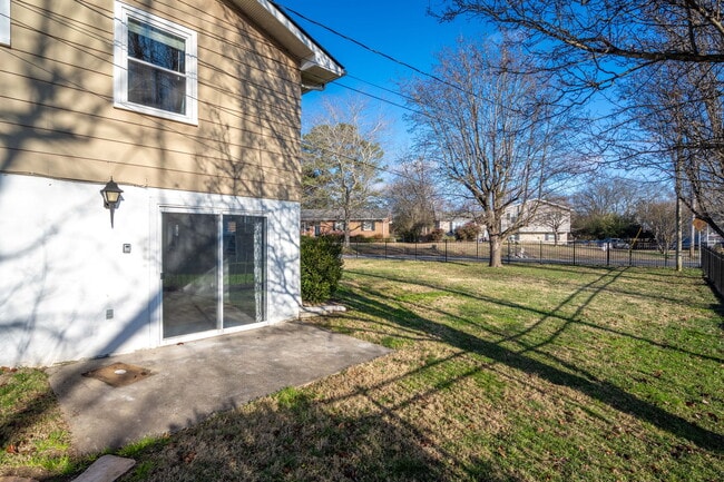 Foto del edificio - 85 Meadowdew Ln