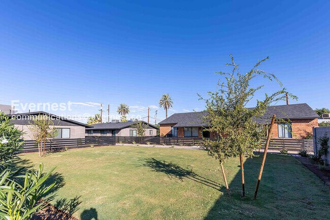 Foto del edificio - 4402 N 14th St