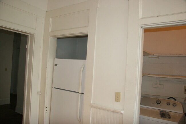 Foto del edificio - 123 Andrew Pl