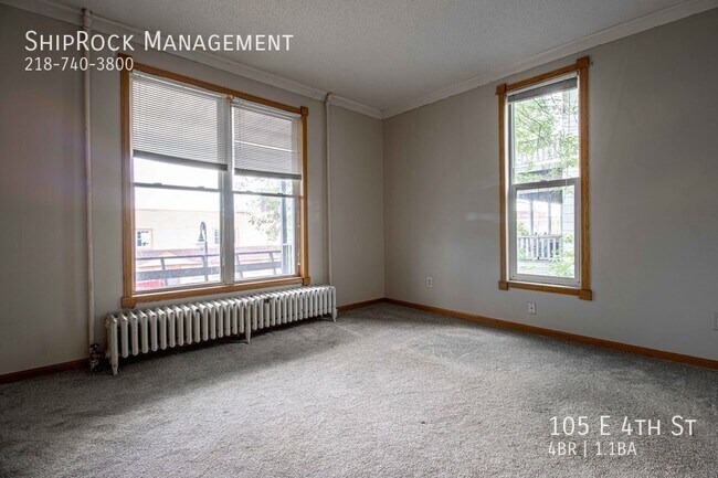 Foto del edificio - 105 E 4th St