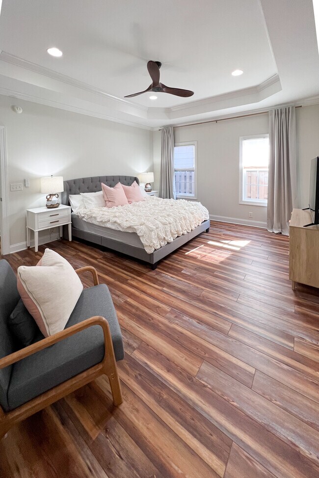 Foto del edificio - 115 Village Creek Way