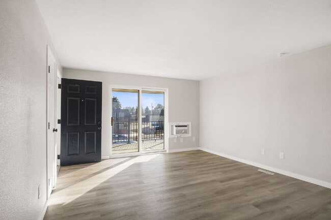 Building Photo - Completely remodeled two bedroom - north l...