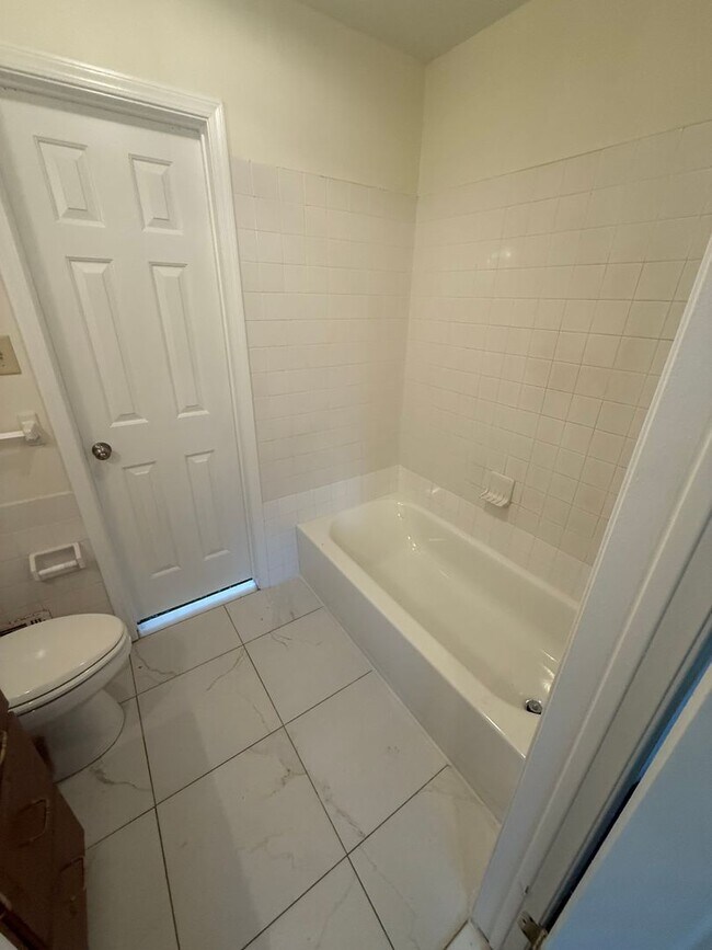 Foto del edificio - 2 Bd / 1.5 Bth Townhouse in Doylestown Borough located in Sandy Ridge Acres