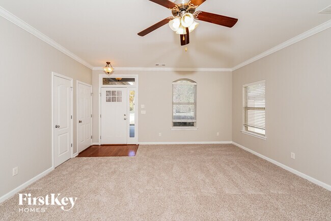Building Photo - 6705 Deer Foot Dr