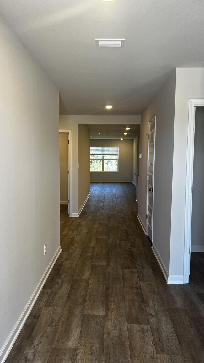 Building Photo - 11207 Elemis Dr