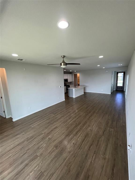 Foto del edificio - 124 Winding Hollow Ln