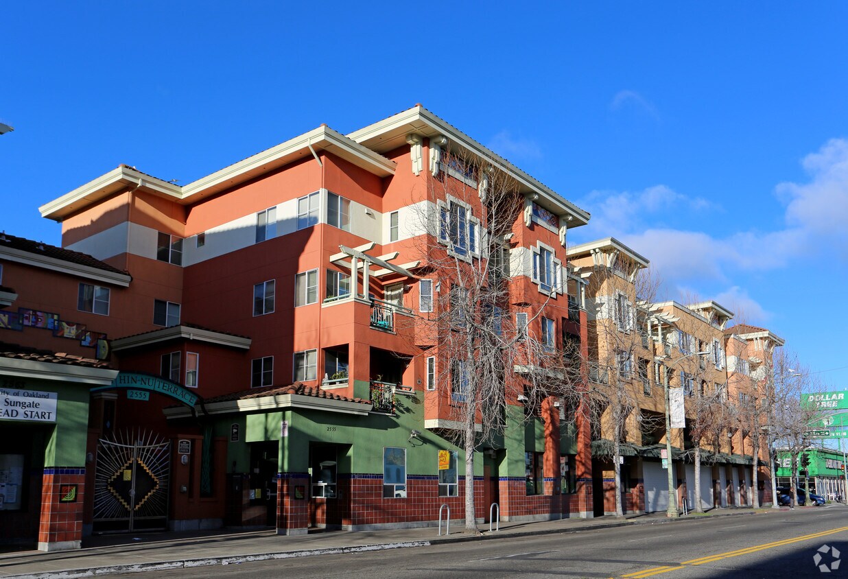 Primary Photo - Hismen Hin-Tu Terrace Apartments