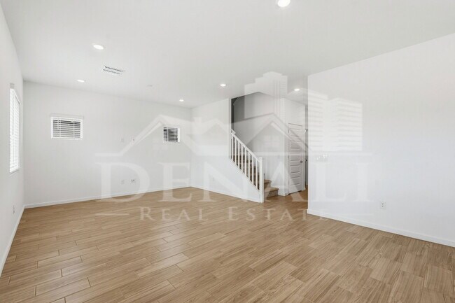Foto del edificio - 11777 W Claudina St