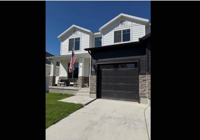 Building Photo - 98 S Serrata Ln