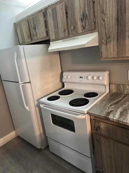 Foto del edificio - 618 Sea Pine Way