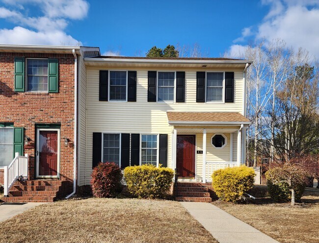 Foto del edificio - 860 Beaglin Park Dr