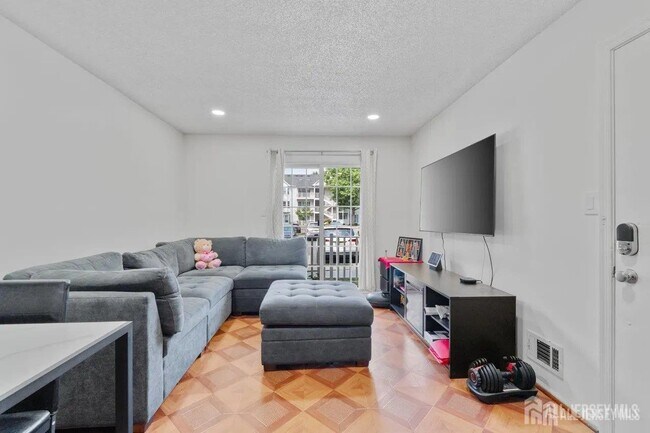 Foto del edificio - 251 Kempsey Dr