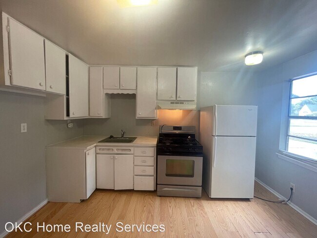 Foto del edificio - 1 br, 1 bath House - 2768 1/2 Northwest 17...