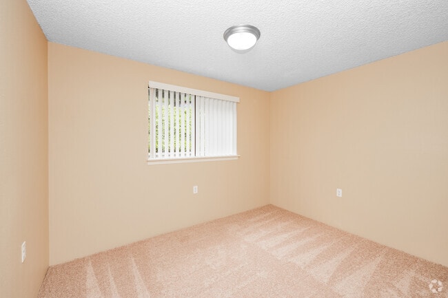 2BR, 2BA - 950SF - ADA - Bedroom - Creekwood