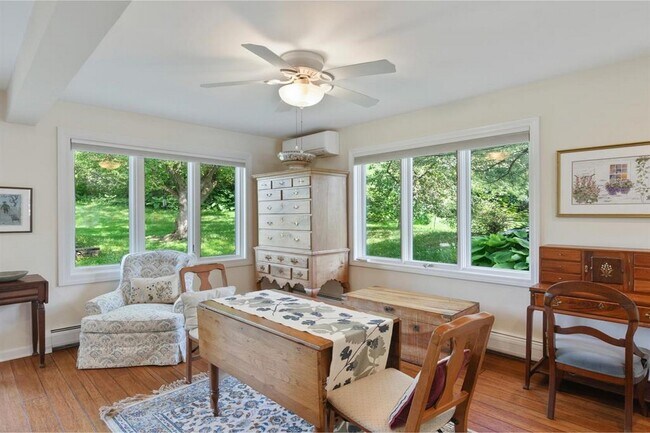 Foto del edificio - 133 Covington Ln