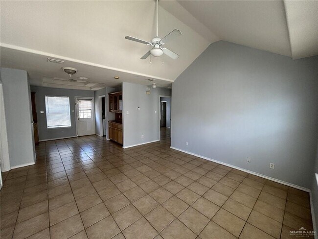 Building Photo - 15 Toledo Ave