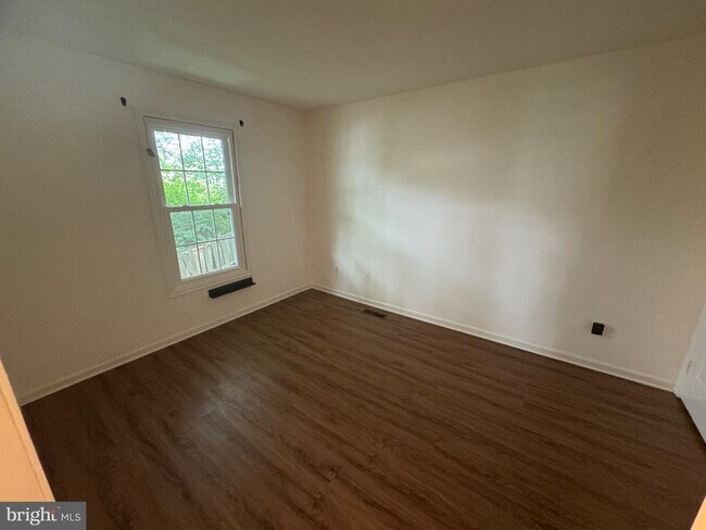 Foto del edificio - 5026 9th St S