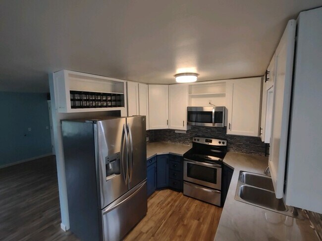 Foto del edificio - Located 1 block from Ocean Shores. 3bd 2ba & attached garage