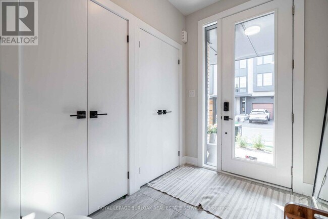 Photo du bâtiment - 2273 Turnberry Rd