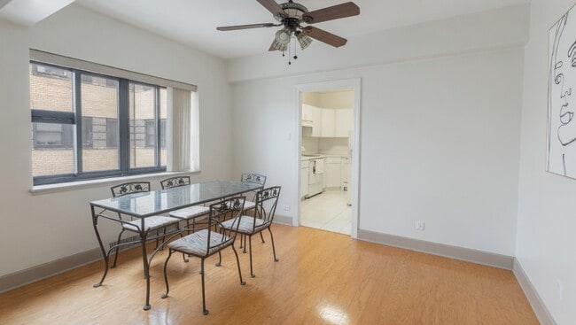 Building Photo - 5056 N Marine Dr