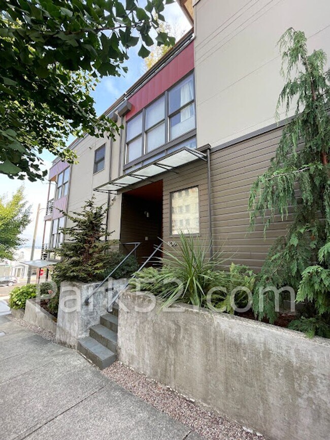 Foto del edificio - Downtown Tacoma Townhome!