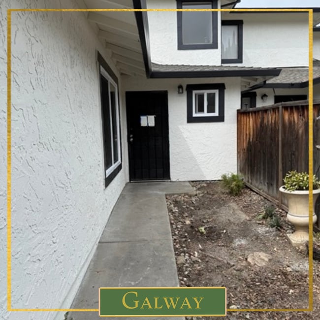 Building Photo - 355 Nature Dr