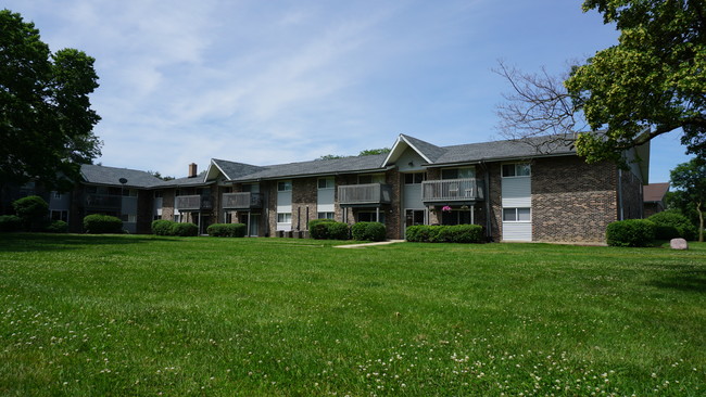 Waterfall Glen Apartments - Willowbrook, IL | Apartments.com