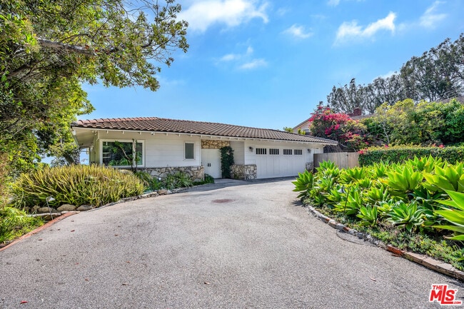 Foto del edificio - 28028 Sea Ln Dr