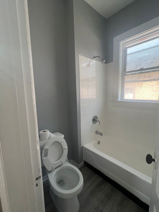 Foto del edificio - COMING SOON! Welcome Home to this 3 Bedroo...