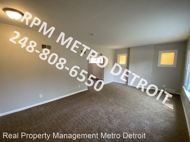 Foto del edificio - 3 br, 1 bath House - 15349 Prest St.
