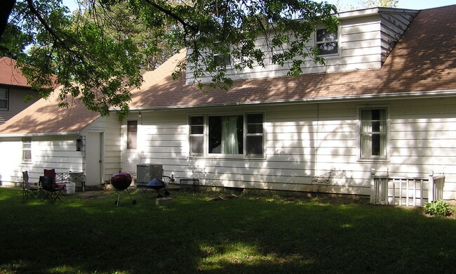 Back of house - 205 Beedle Dr