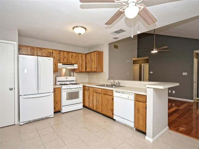 Building Photo - 11611 Norwegian Wood Dr