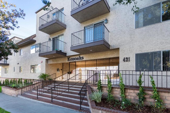 Foto del edificio - 421 N Kenneth Rd