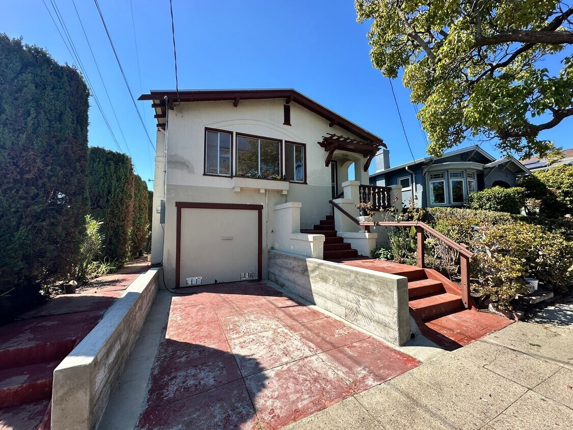 Photo - 1066 Peralta Street