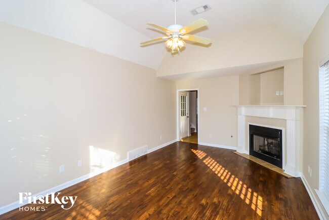 Building Photo - 2832 Misty Briar Cove