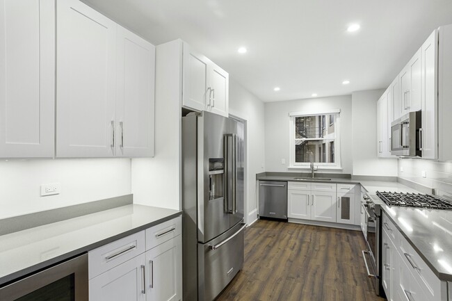 Building Photo - 415 W Aldine Ave