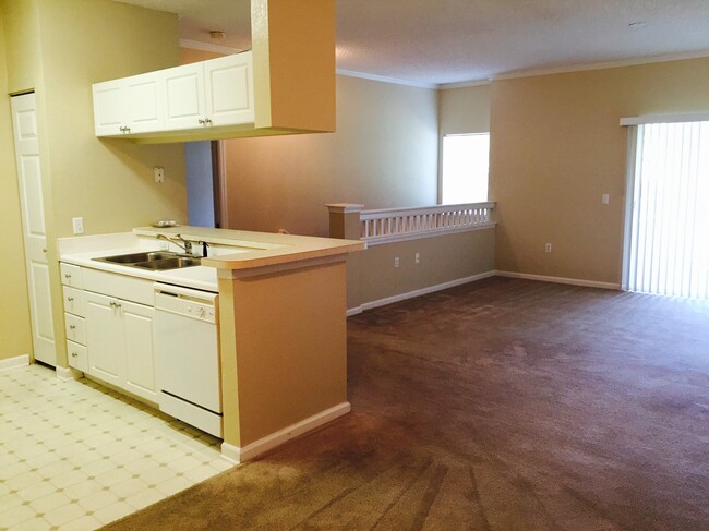Building Photo - 424 Arbor Lakes Cir