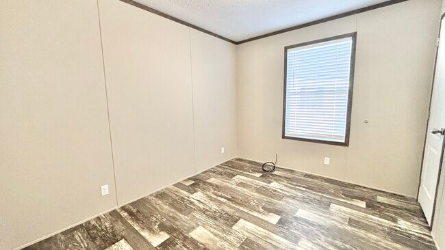 Foto del edificio - 9204 Lemar Ln