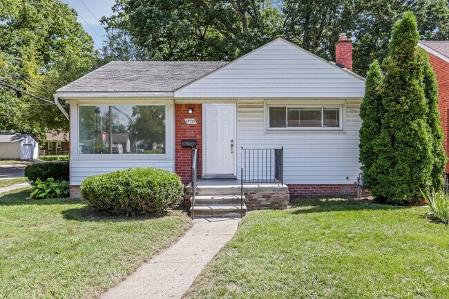 Foto del edificio - 12734 Riverview St