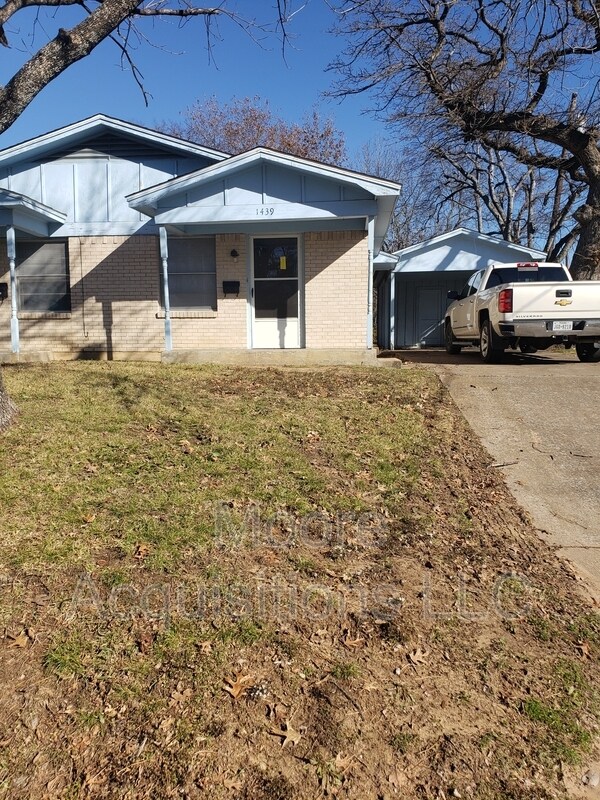 Primary Photo - 1439 S Rusk St