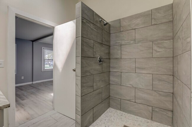 Foto del edificio - 6020 Mayfair St