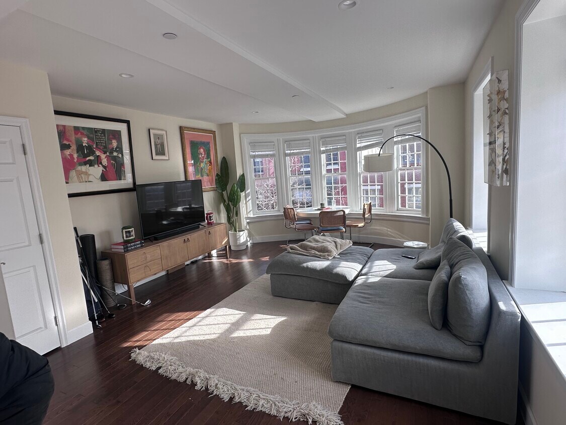Foto principal - 2101 Pine St