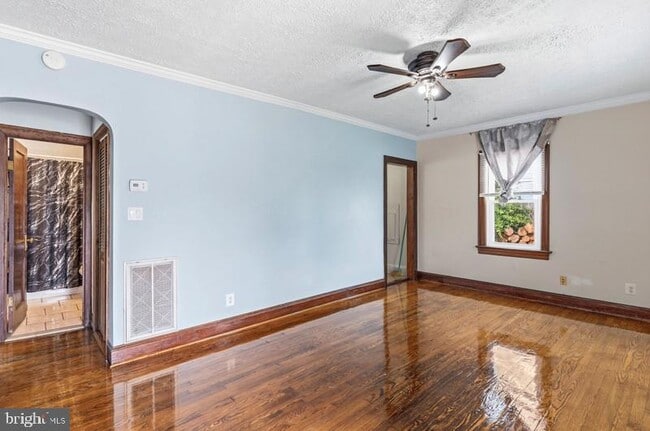 Building Photo - 7523 Webster Ln