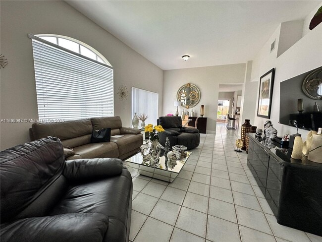 Foto del edificio - 12972 NW 10th St